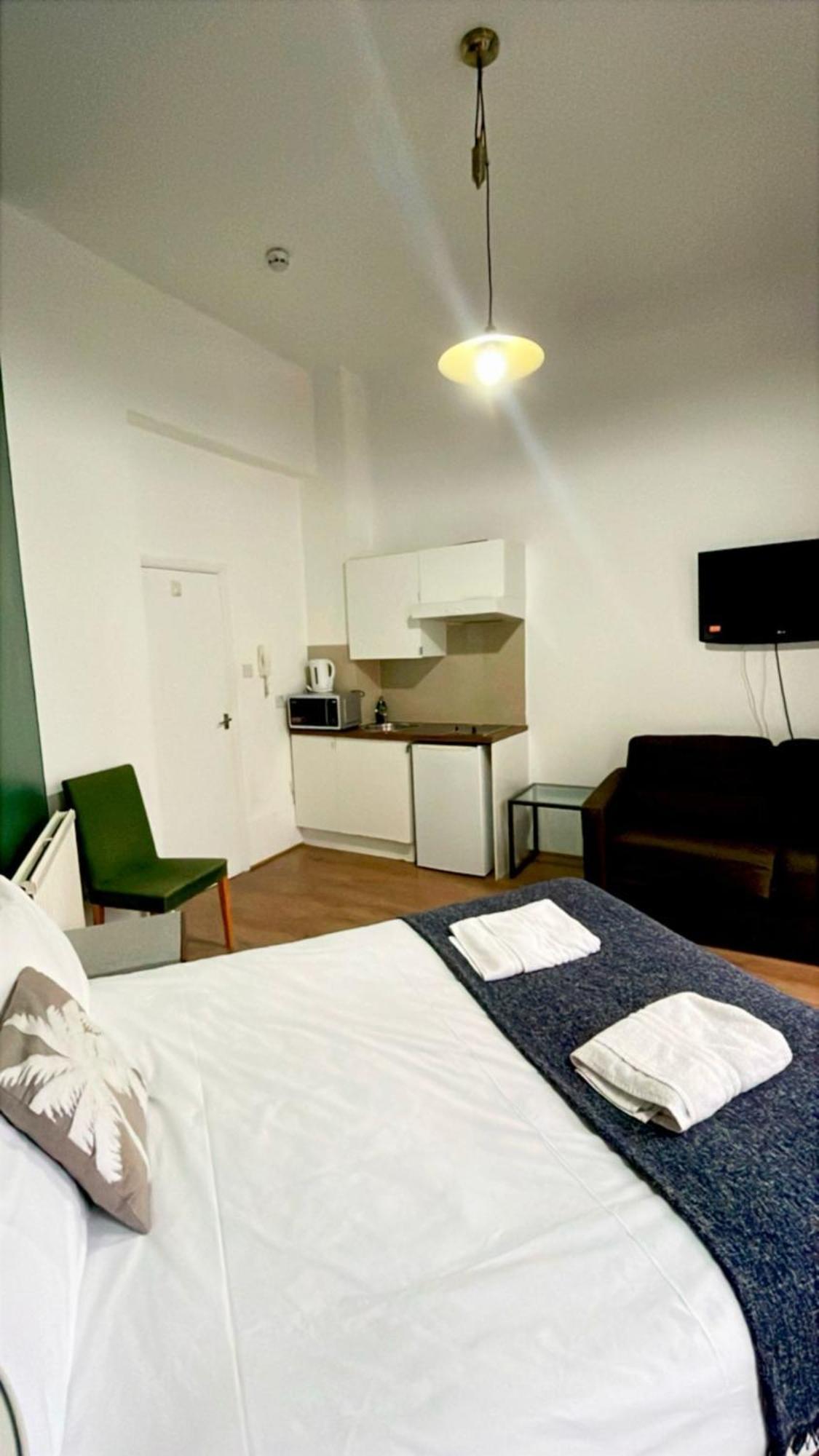 Cromwell Apartments ロンドン エクステリア 写真