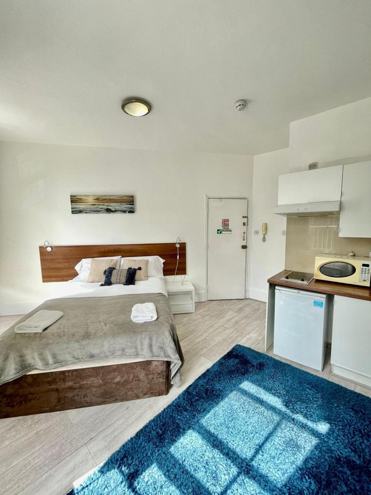 Cromwell Apartments ロンドン エクステリア 写真