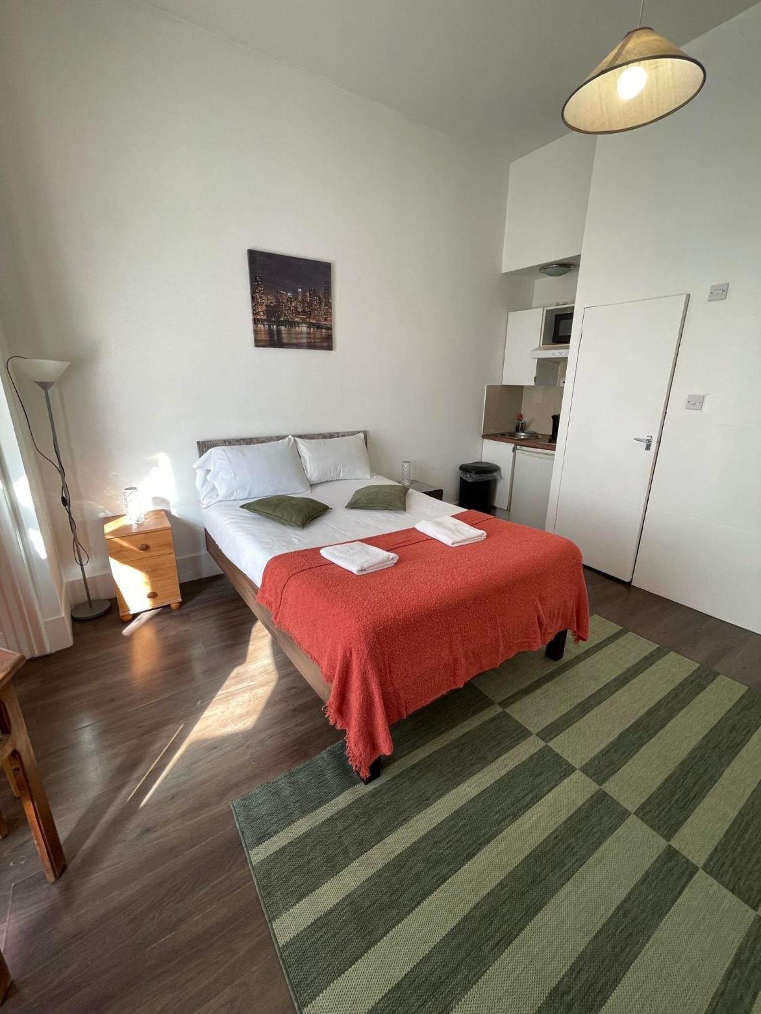 Cromwell Apartments ロンドン エクステリア 写真