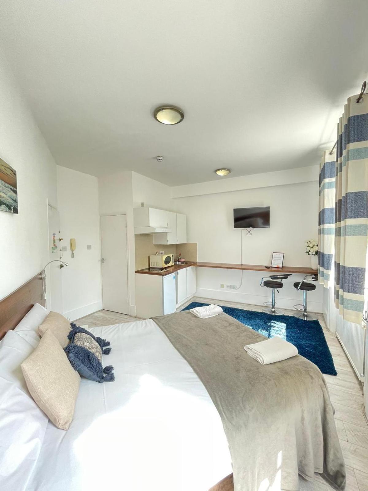 Cromwell Apartments ロンドン エクステリア 写真